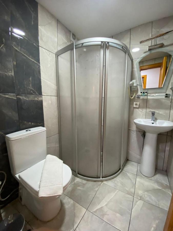 New Cherry Hotel อิสตันบูล ภายนอก รูปภาพ