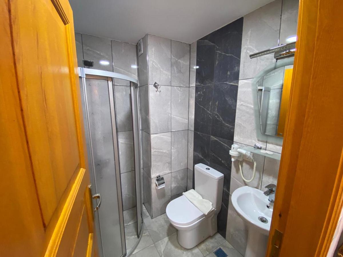 New Cherry Hotel อิสตันบูล ภายนอก รูปภาพ